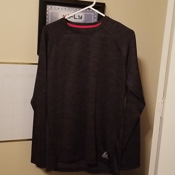 Reebok Sport LongSleeve - Picture 1 of 4